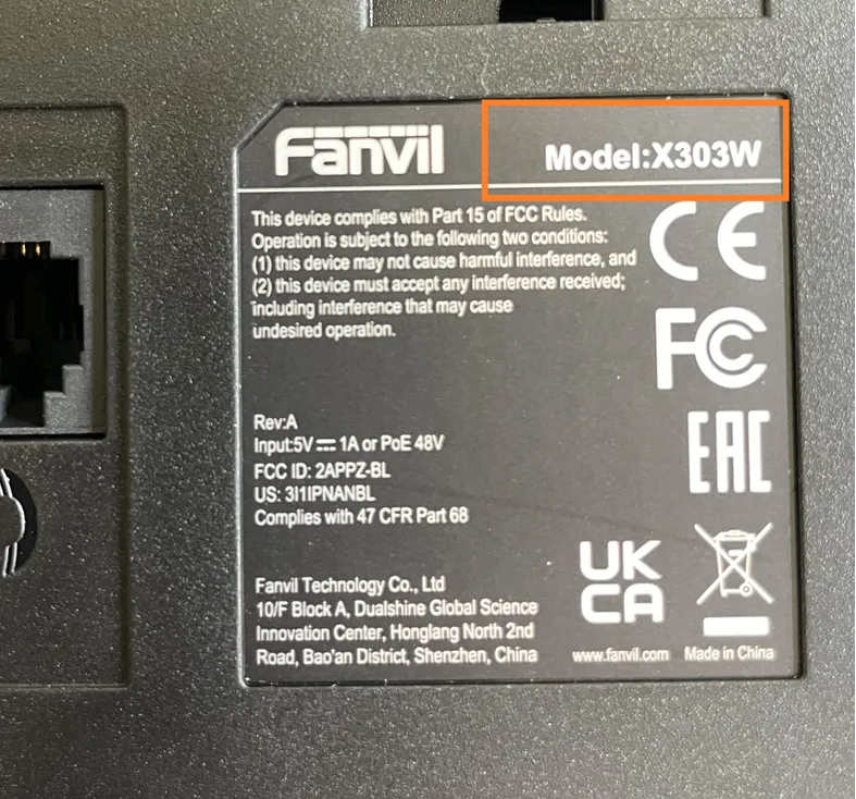 Etichetta sul retro di un telefono Fanvil X303W